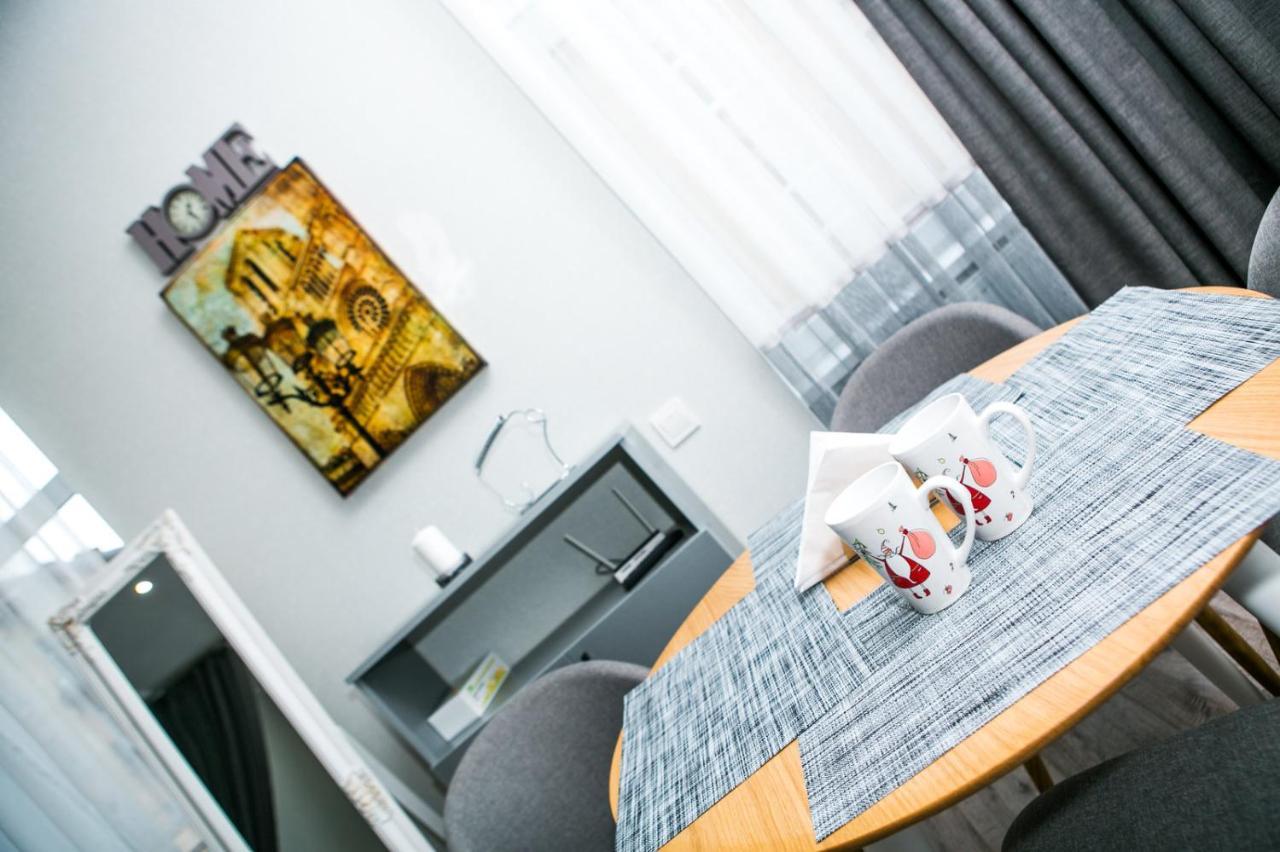 Апартаменты Luxury Flat In Downtown Львов Экстерьер фото